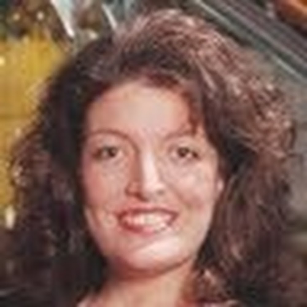 Meet your Posher, Lorraine